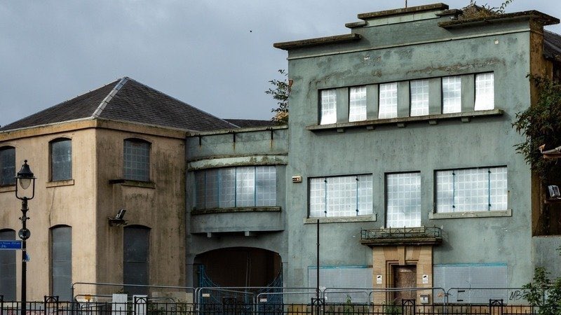 PaisleyTrust's tweet photo. Should we invest in #Paisley’s heritage or demolish it? Should we Allow or Stop Demolition of Kelvin House?
Petition in comments if you want to stop demolition 👇 https://t.co/bcdG1lh7of