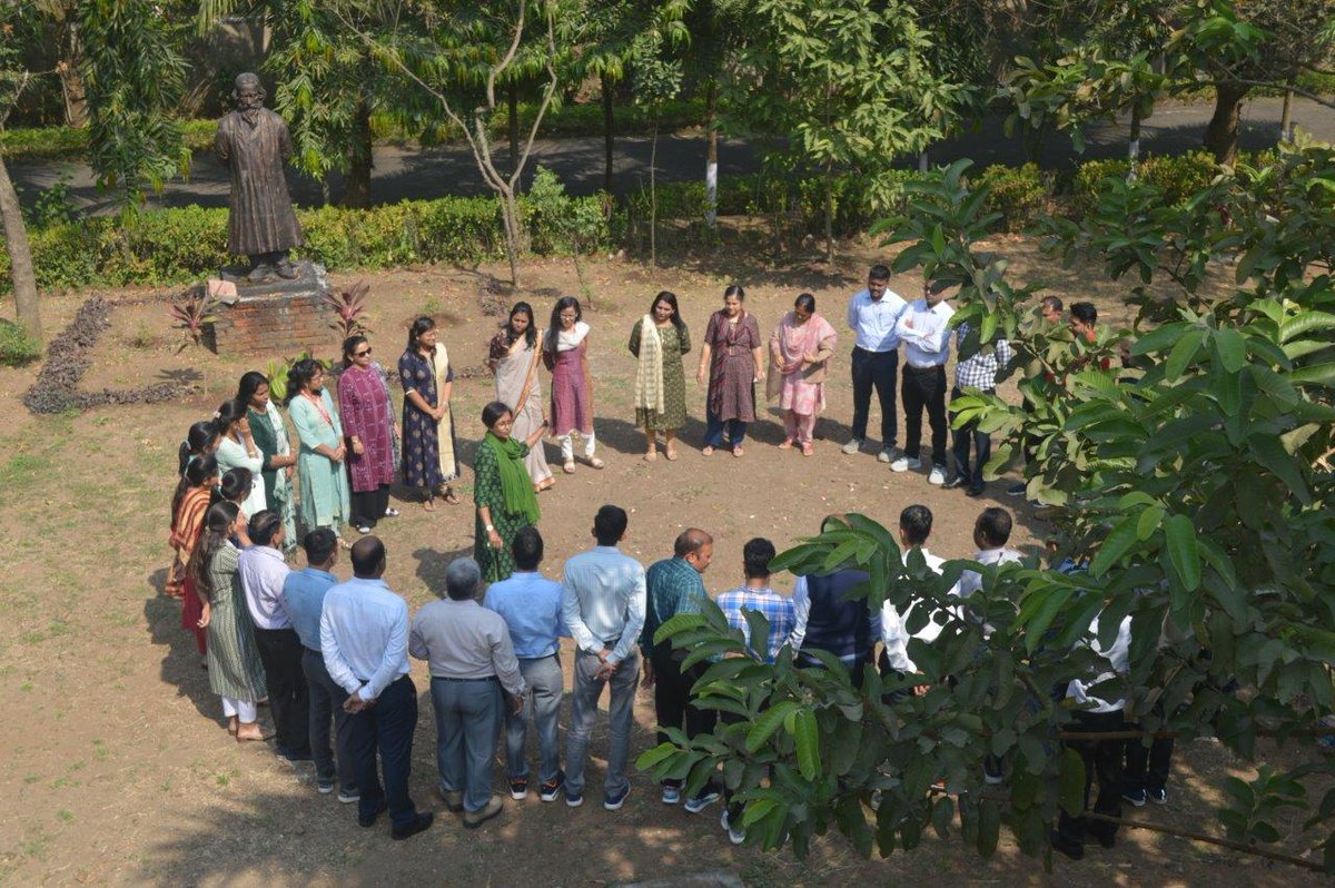 PriyatamPrimary's tweet photo. 3Days #Workshop on 
#Assessment Practices for #Constructive Learning...
 @ZIETMUMBAI 
@KvAurangabad @KvsMumbai 
#joyful_Learning https://t.co/guAZFXn8tC