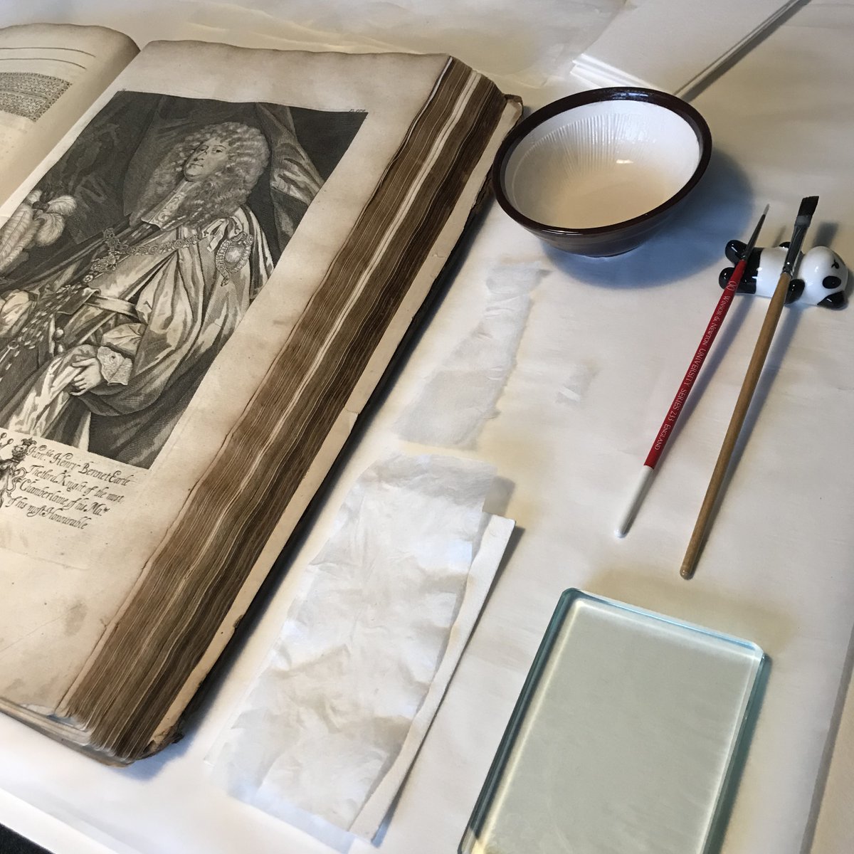 bailemorbooks's tweet image. Paper repairs on a big, old book can sometimes feel endless. Thank goodness for podcasts. 
.
.
.
#paperrepair #paperconservation #bookrepair #bookbinder #oldbooks #loveoldbooks #antiquarianbook #heirloombook #isleofiona #iona #scottishbookbinding