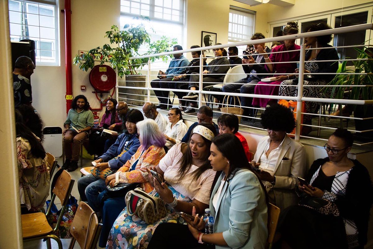 kuminaidoo's tweet photo. I was also so glad to see my brilliant niece Leya 🧡🧡

Thank you so so much to everyone that came out, asked questions and connected with us! 🙏🏿🙏🏿

📸: Toby Mdladla  

#LettersToMyMother
#MakingOfATroublemaker 
#KumiNaidooBook https://t.co/dnIbMLBkUR
