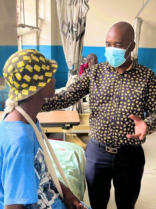 advocatemahere's tweet photo. 🟡TODAY, our change champion in chief, Adv @nelsonchamisa visited one of the GZU students who was injured on the way from registering to vote. We wish him a speedy recovery &amp; continue to urge the young to register to vote in their millions so we win BIG in 2023! #RegisterToVoteZW https://t.co/evmRx3lK0m
