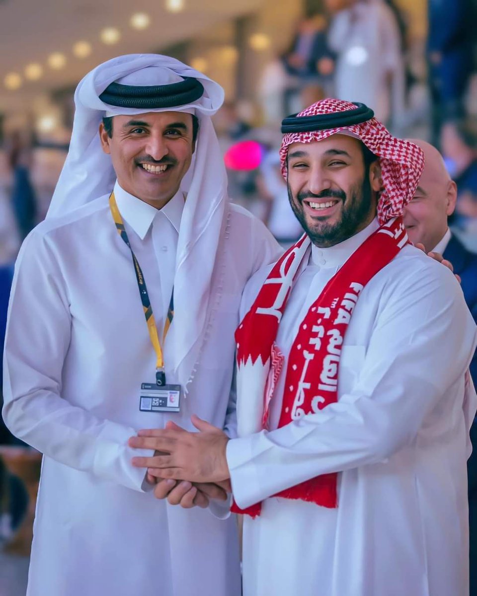 Eh14688695's tweet photo. حفظهما الله 🇶🇦🇸🇦 ���
#محمد_بن_سلمان 
#تميم_بن_حمد https://t.co/JppzlBZHz1