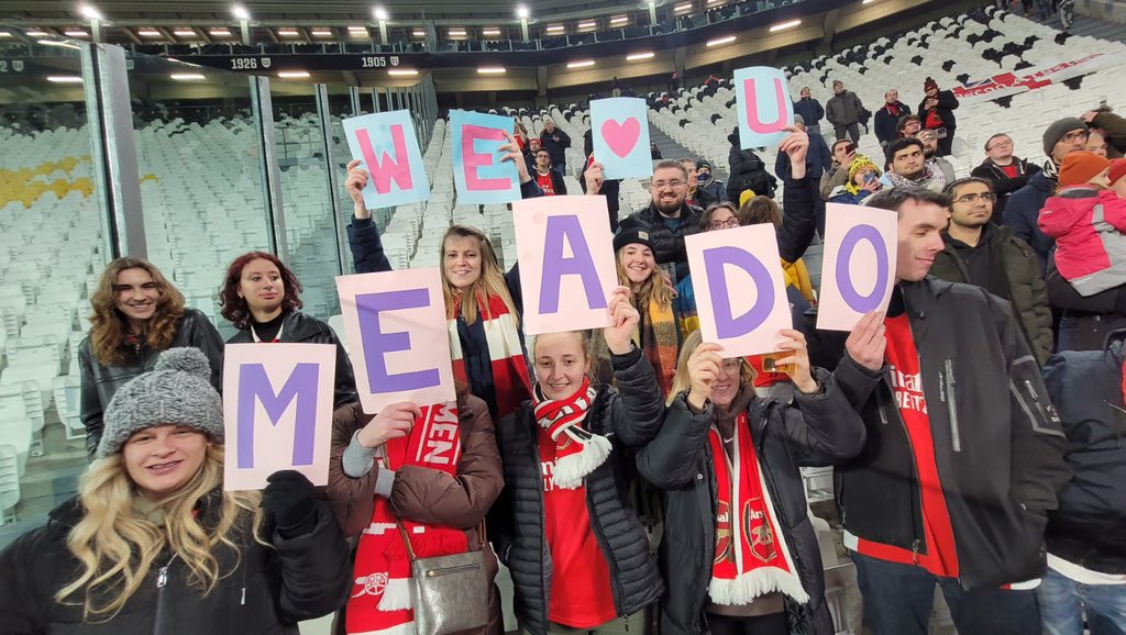 Signholder for <a href="/Jolomoco/">Joe Louis Monte ⭐⭐</a> being officially added to the CV… we missed you <a href="/bmeado9/">Beth Mead MBE</a>… already closer to the comeback💪🏼