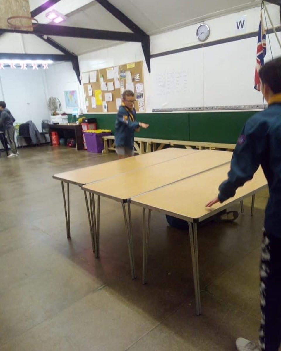 Last night, Ross Park Scouts had their own mini-world cup  in homemade-table-top-blow-football! (Try saying that 10x faster)😅 
They got creative and made their own pitch too ⚽️🌍 #scouts #scouting #worldcup