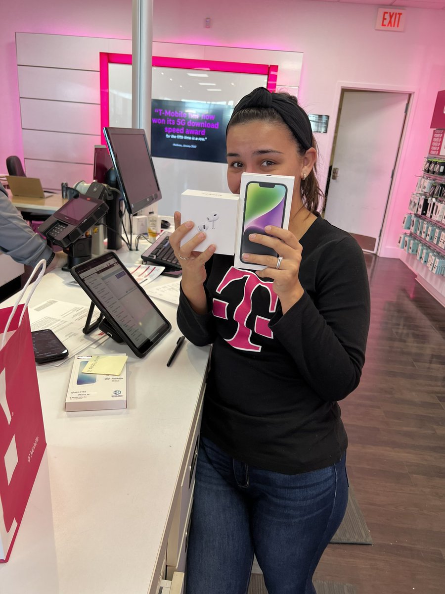 Michael Benz (@mikeminus3) on Twitter photo Emily is getting in on giving away free AirPods. #blackfriday. <a href="/TCCMobile/">TCC Wireless</a> @DaaIshh <a href="/jszostek/">Jeff Szostek</a> <a href="/Thee_ROC/">ROCKY</a> <a href="/MORichardJames/">Richard James</a> <a href="/_Bryanthony/">Bryan lara</a> Emily is getting in on giving away free AirPods. #blackfriday. <a href="/TCCMobile/">TCC Wireless</a> @DaaIshh <a href="/jszostek/">Jeff Szostek</a> <a href="/Thee_ROC/">ROCKY</a> <a href="/MORichardJames/">Richard James</a> <a href="/_Bryanthony/">Bryan lara</a>