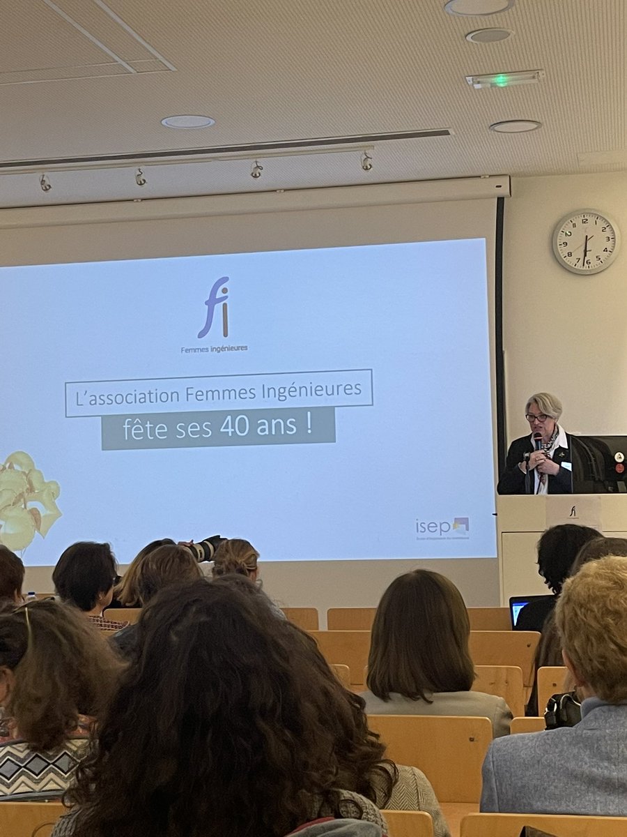 Ce soir les adhérent·es de Femmes Ingénieures et partenaires se réunissent pour fêter les 40 ans de l’association. 🎉🎂