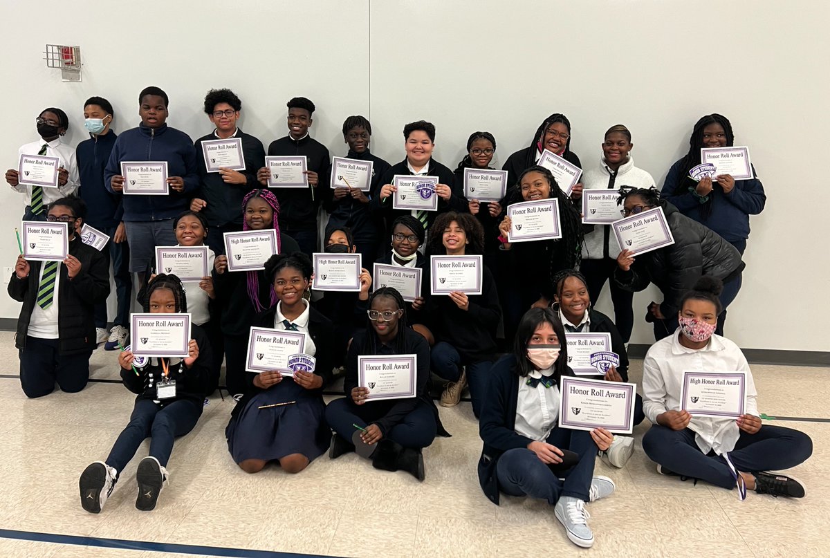 PreEminent_NHA's tweet image. Congratulations to our 6th, 7th, and 8th grade honor roll scholars! These students have been working hard all of first quarter and earned honor roll. Keep up the good work! #HonorRoll #ReadyForChallenge #ReadyForCollege #ReadyForLife