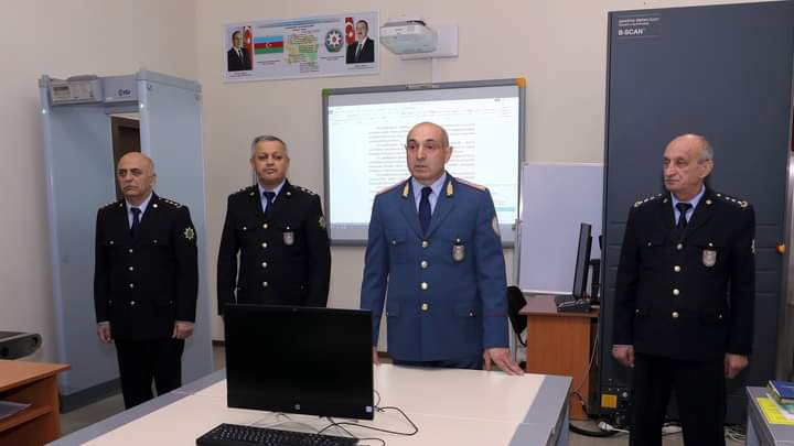 GomrukAkademiya's tweet photo. Gömrük Akademiyasında xüsusi təlim keçirilib

24-25 noyabr 2022-ci il tarixlərində Dövlət Gömrük Komitəsinin Akademiyasında ərazi və ixtisaslaşdırılmış gömrük idarələrinin müvafiq struktur bölmələrinin əməkdaşları üçün xüsusi təlim keçirilib.

Ətraflı:
https://t.co/6UuXYqZJVM https://t.co/Jy9W1gjfsR
