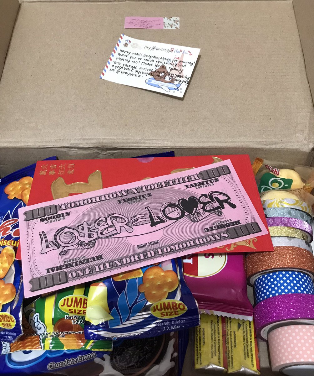 luvtaegyu's tweet photo. #fromfrancine <3

LOSER LOVER DOLLAR BILL + SNACKS + TAPES !!! this is my first time winning a giveaway so im really happy! thank you sooo much @ibuyshua https://t.co/zkYYrFo8ZF