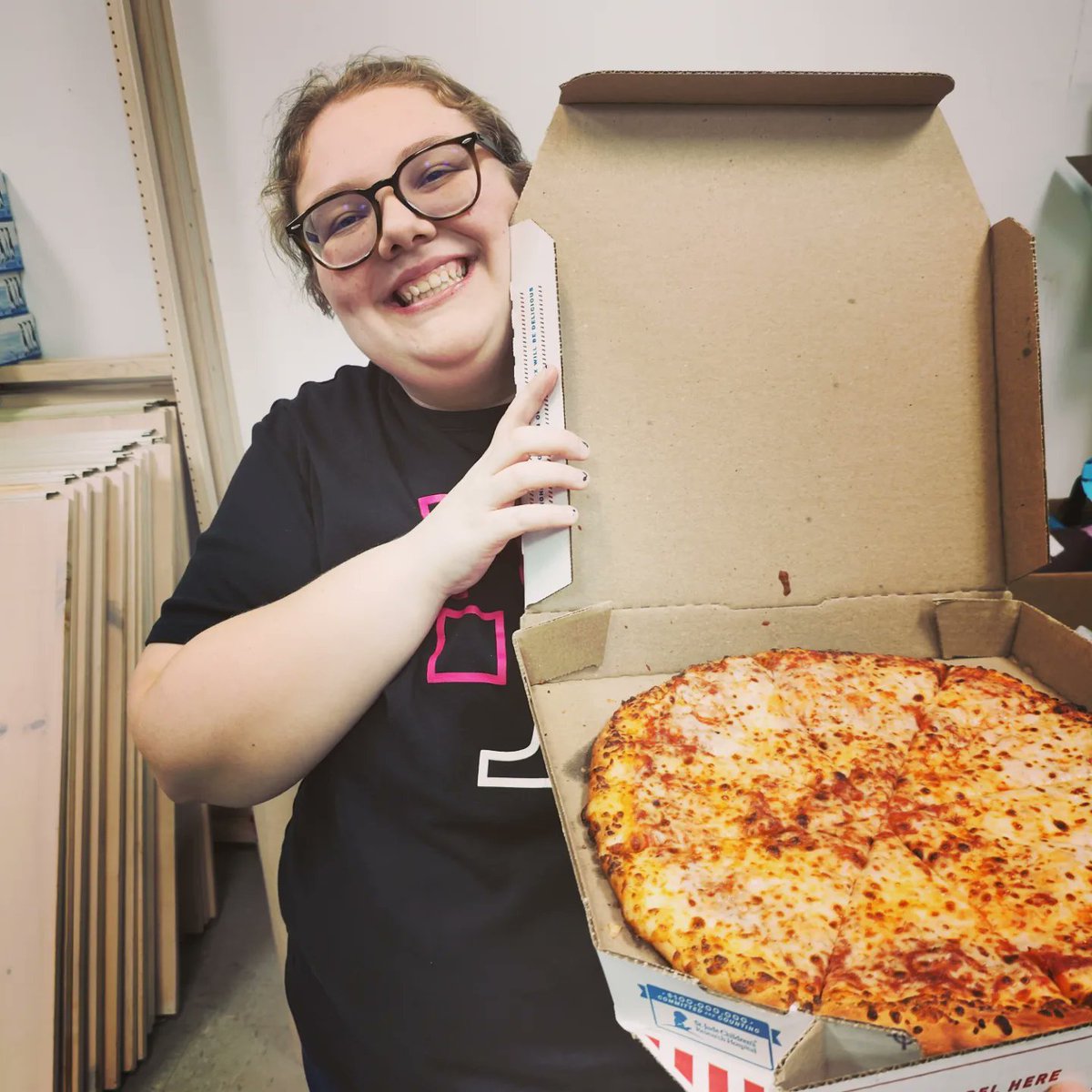 austin_causby's tweet photo. Thanks @GPMobilellc for providing some tasty @dominos for our employees today! They definitely feel appreciated! #GPCares #Itspizzatime #ThankYou #BlackFriday https://t.co/e0vDSg2QLn