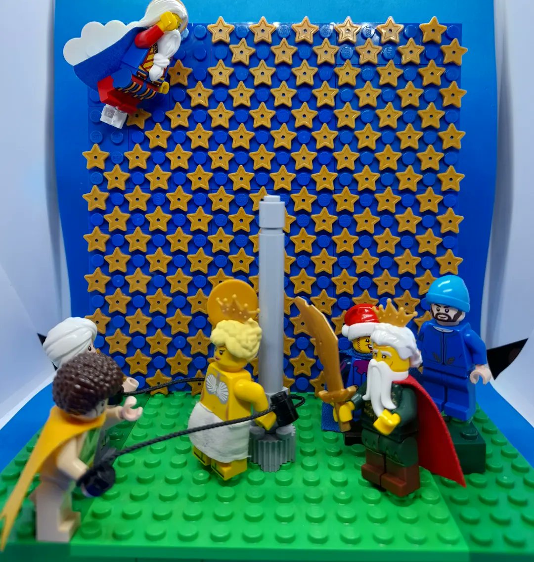 mog21's tweet photo. Today 25 November is the #feast of #Saint #Catherine of #Alexandria here tied to a #column by The #Limbourg #Brothers reinterpreted in @LEGO_Group after original from the #Belles #Heures @metmuseum #limbourgbrothers #bellesheures #ducdeberry #saintcatherine #LEGO #gothicart #halo https://t.co/upwhi7CK44
