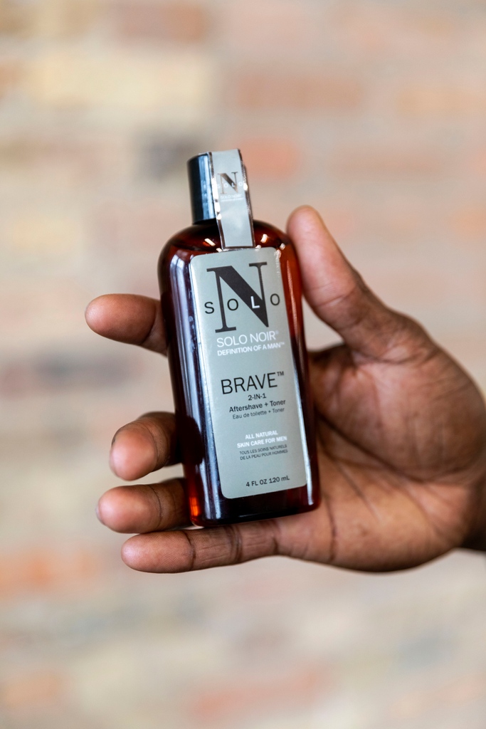 SoloNoirforMen's tweet photo. Disinfect without the burn! Try our non-irritating aftershave that disinfects and tones the skin. BRAVE 2-in-1 Aftershave + Toner 

#myblackreceipt #blackownedbusiness #blackownedbusinessesmatter #supportblackownedbusiness #blackwomenbusinessowners #blackownedchicago https://t.co/2p76KbMRuG