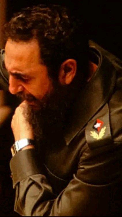 Millones de personas en el mundo claman por tener siempre cercano a un profesional de la salud cubano, reconociendo su altruismo.#FidelPorSiempre  #YoVotoEl27  #VoluntadDeElegir  #CubaPorLaVida #Cuba <a href="/cubacooperaven/">Misión Médica Cubana en Venezuela</a>  <a href="/unidad_central/">Unidad Central de Cooperación Médica</a>  @MINSAPCUBA  <a href="/AdanVillavicen5/">Adan Villavicencio Guzmán</a> <a href="/altunaga_perez/">Esthet Perez altunaga</a>