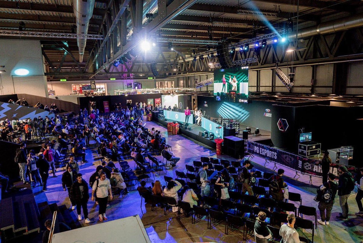 lit_official_it's tweet photo. @AFNofficial_ sono i campioni del #circuitoTormenta 2022 🏆

Un primo giorno di 🔥 a @MilanGamesWeek con una finalissima emozionante e combattuta fino all’ultimo game contro degli @exeed_official davvero in formissima 

Grazie per questo anno emozionante e onto the next step 💪🏻 https://t.co/9deBWMEeVu
