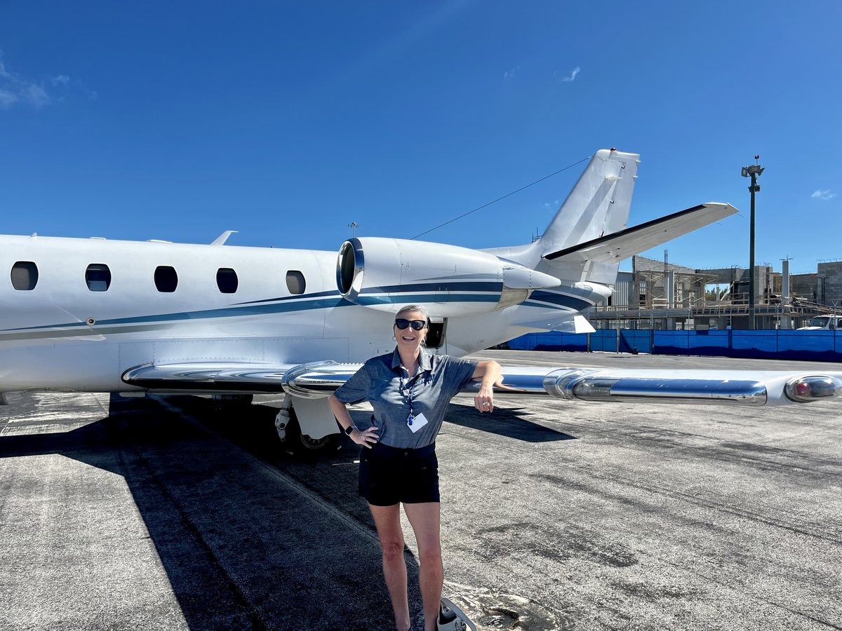 PriorityJet's tweet image. Temperatures may be dropping, but in the Keys, it's still sunny and 75! 😎 Grab your sunglasses and enjoy the warm weather! 

Request your private charter here: priorityjet.net/charter. 
#letsfly #flypriority #priorityjet #privatecharter #luxurylifestyle #luxurytravel #keywest