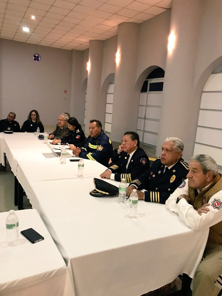 Nuestra segunda mesa de trabajo regional se llevó a cabo en Pachuca Hidalgo, bomberos del centro del país expresaron las propuestas para generar la Ley General de Bomberos.

#UnidadMisticaTrabajoEnEquipo
#AMJB