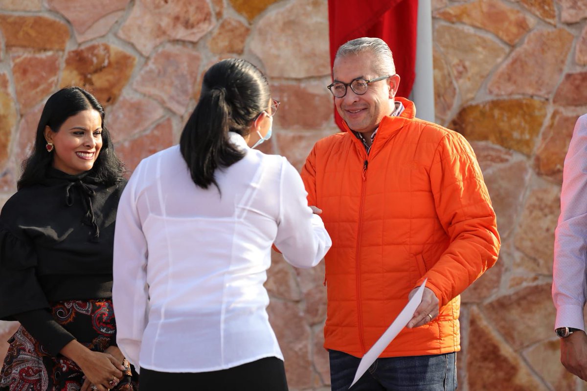 sergiobanosr's tweet image. Entregué reconocimientos a mujeres policías 👮🏻‍♀️ que han realizado acciones que contribuyen a eliminar la violencia de género en #Pachuca.