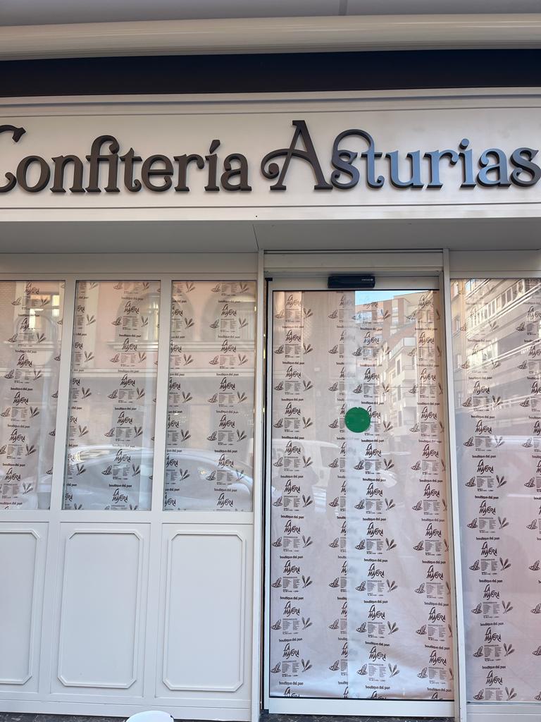 Confitasturias's tweet photo. Volver con los mismos nervios e ilusión que hace 50 años #leonesp #dulceterapia #siempreconilusion https://t.co/KD5v8yCyzK