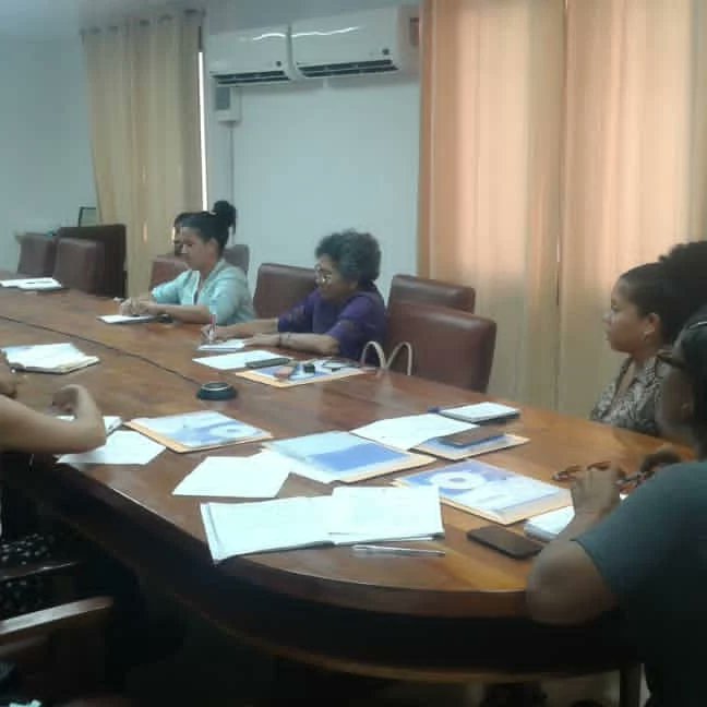 cubahist_natura's tweet photo. Sesiona vรญdeo conferencia de la Red de Museos y Salas de Historia Natural de Cuba ๐NatuRed๐, en la Agencia de Medio Ambiente #amacuba
#MNHNC
#NatuRed https://t.co/rJpxzqA85W