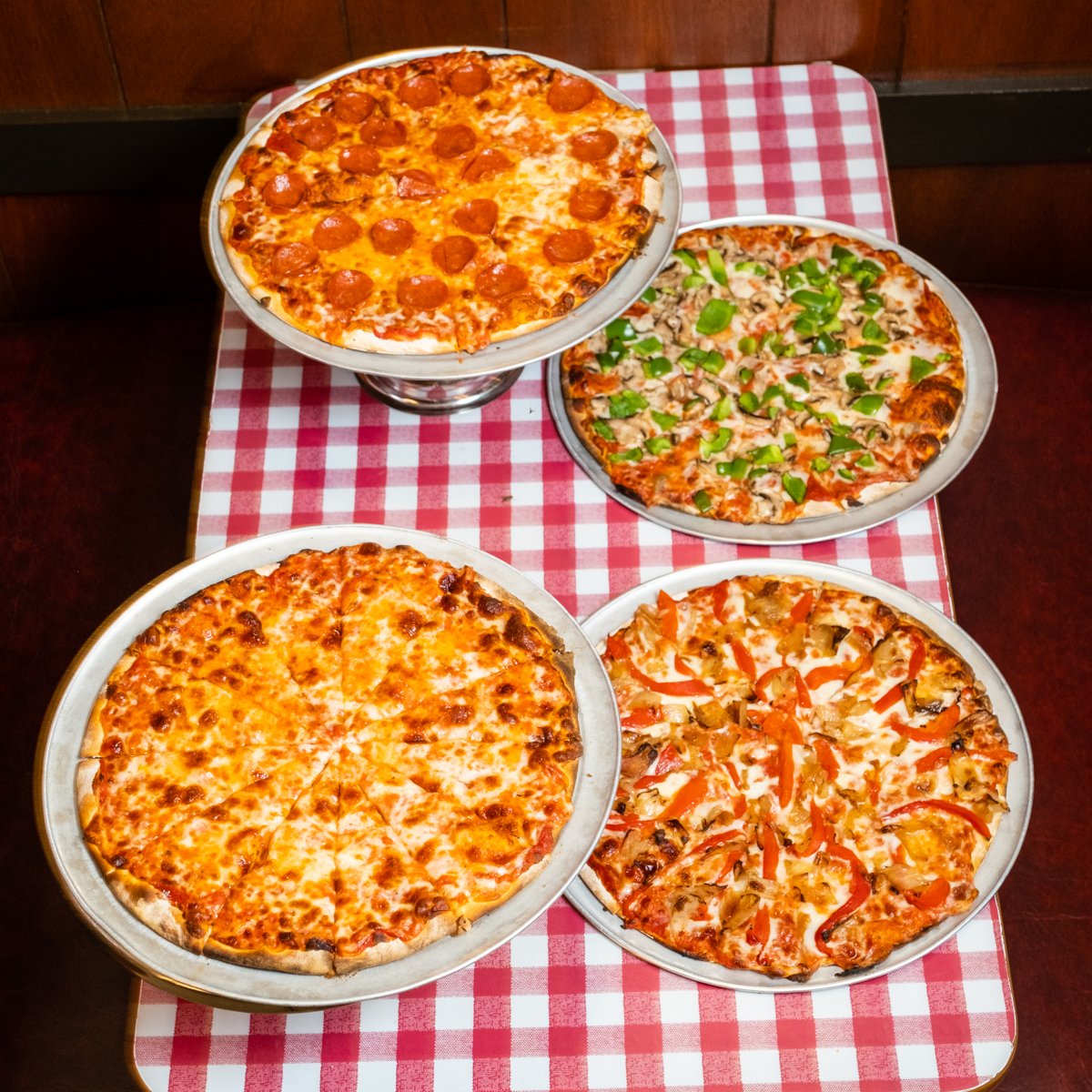 You worked so hard on that Thanksgiving meal that you deserve a break! Come treat yourself to a pizza at our place this weekend.  #WhatHorse?  #KinchleysTavern #CheckeredTabletops #KinchleysPizza #ThinCrustPizza   #Kinchleys #Pizza #KinchleysNJ #FamilyFriendly #LocalFavorite
