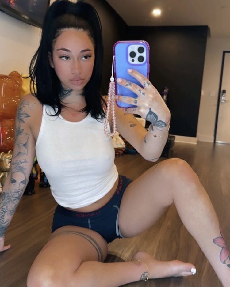 bhadmegnutt02's tweet photo. She looks even better now 😍😍 https://t.co/JxdTmkKZ2W