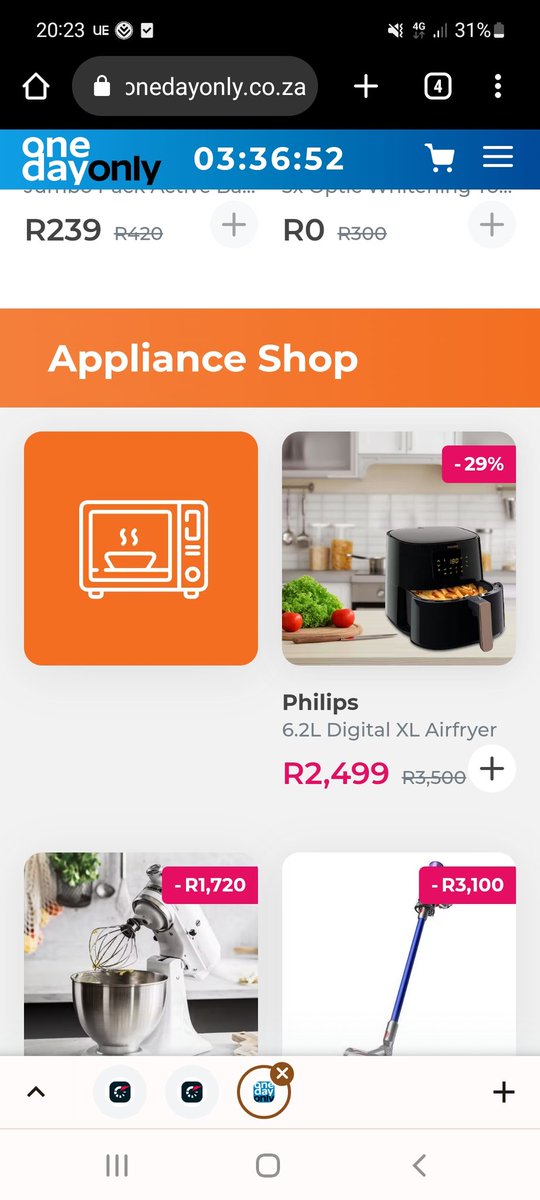arnoux92's tweet photo. @Discovery_SA  #HackBlackFriday I love Discovery Bank due to their innovative concepts and options to get more for yourself,more cashbacks, more options for rates and more discounts. #DiscoveryBank puts themself way above the rest!! Diamond for life! https://t.co/0nltvLKcQ3