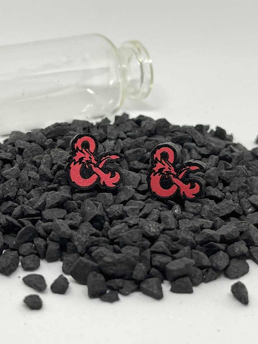 No dice for sale this weekend, but 30% off everything in my shop!!! Sale goes in until Monday ☺️ #dnd #ttrpg #handmade #dice