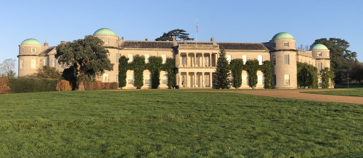 Team Norway in force at this year’s Aurora Forum @ beautiful Goodwood House. Great energy discussion led by <a href="/AmberRuddUK/">Amber Rudd</a> and <a href="/CSkidmoreUK/">Rt Hon Chris Skidmore</a> <a href="/Equinor_UK/">Equinor UK</a> <a href="/StatkraftUK/">Statkraft UK</a> <a href="/yara/">Yara International</a> <a href="/Wegger_Strommen/">Wegger Strommen</a> <a href="/NorwayinUK/">Norway in the UK</a> <a href="/UKinNorway/">British Embassy Oslo 🇬🇧🇳🇴</a> <a href="/FCDOGovUK/">Foreign, Commonwealth & Development Office</a>