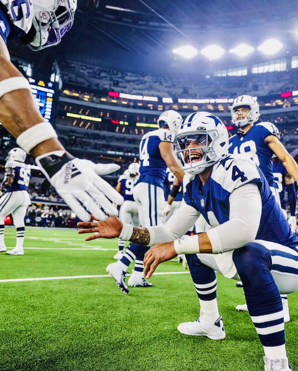 Current Cowboys Rankings

DEFENSE

Defensive PPG allowed - 1st 🥇

Sacks - 1st 🥇

QB Pressures - 1st 🥇 

OFFENSE (since Dak’s return)

PPG - 1st 🥇

TDs - 1st 🥇

Avg Margin of Victory - 1st 🥇