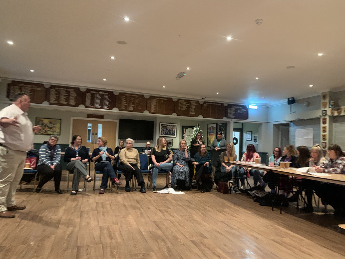 Paula Hull tweet media