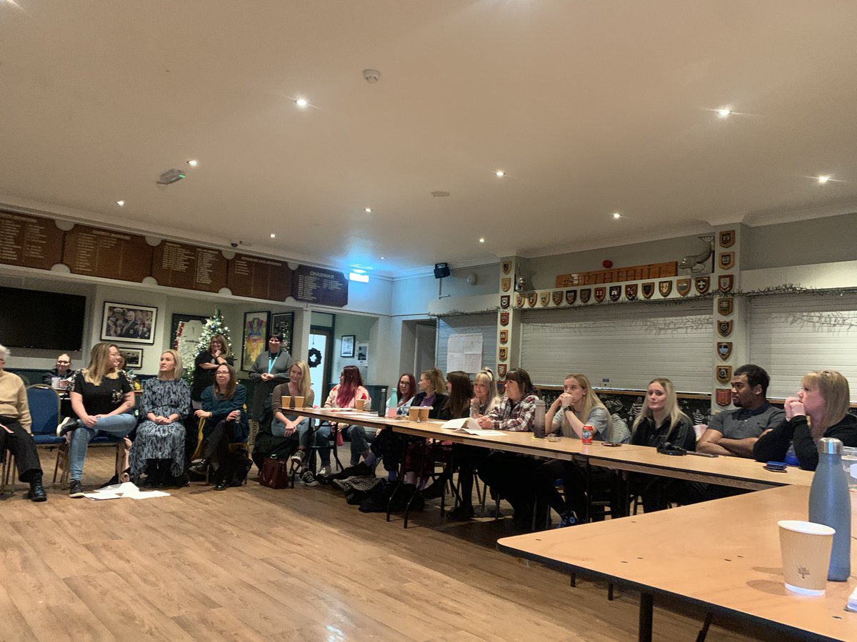 Paula Hull tweet media