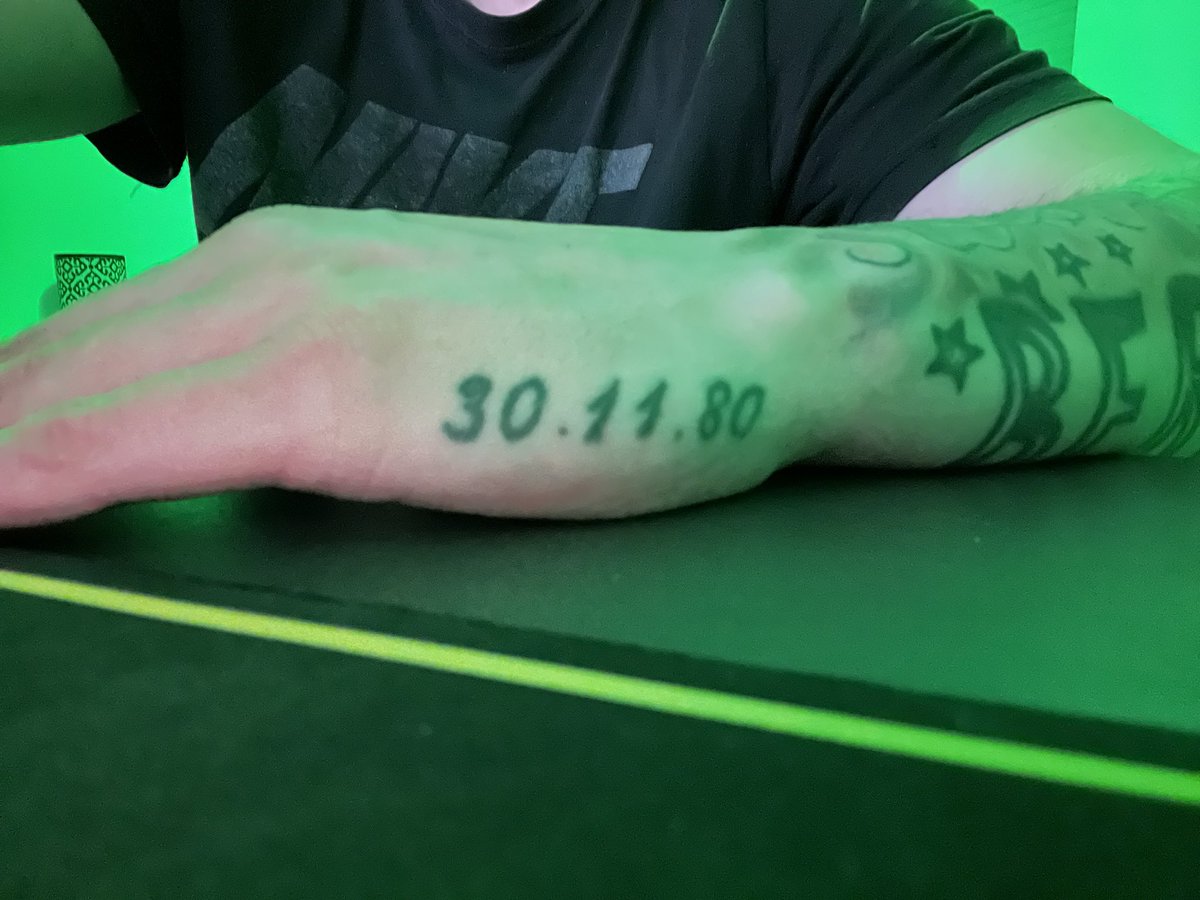 Lukas__Maskulin's tweet photo. Sehr starkes Interview bei Aria @siggismallz 🙏 Ich wünsche dir alles erdenklich gute!
PS: Seit meinem 18. Lebensjahr ist dein Geburtsdatum auf meiner Hand (mittlerweile bin ich 34)!
Habe es noch nie bereut! 🤝 https://t.co/LJfxh1CJVf