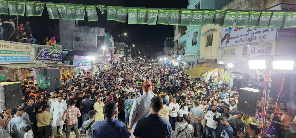 warispathan's tweet image. जुहापुरा, अहमदाबाद की अवाम का तहे दिल से शुक्रिया
#GujaratAssemblyElections #VoteForKite