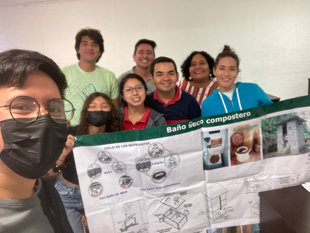 TierraVerdeNat1's tweet photo. El día de hoy estuvimos con estudiantes de la carrera de administración de empresas de la @UPSUMTUXTLA hablando sobre la #GestiónIntegraldelAgua 🚿🌊💧💦, agradecemos el espacio otorgado por la docente @pitzyta #TVNC #FGRA https://t.co/G6ySNQNyD9