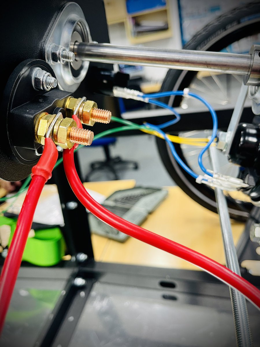 Woodfarm_STEM's tweet photo. Huge thank you to @GCU_SEBE student Jamie who helped our S3 @YoungSTEMLeader pupils with the electrical engineering phase of the F24 electric car build. Great support &amp; mentoring.@IndustrialCadet 
@F24GCU @NavySTEM @pme269 @EDTScotland @WoodfarmHigh @STEMedscot @royalsociety https://t.co/fICuaEIB3i