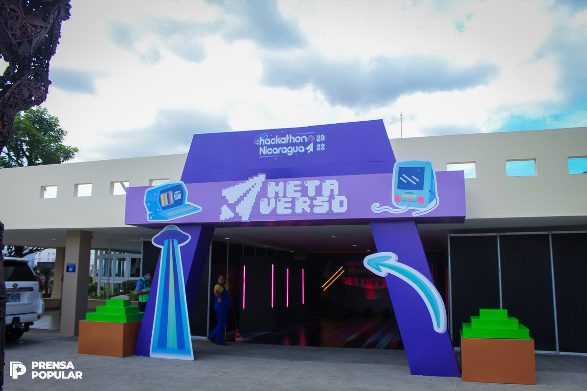 PrensaPopulr's tweet image. #Fotos📸| Acto de Apertura de la VI Edición del Festival Tecnológico más grande del país #Hackathon2022 donde vivirás la experiencia del Metaverso, desde el Centro de Convenciones Olof Palme. 👾🎮

Disfruta de la tecnología de este maravilloso recorrido virtual Hack Creativa