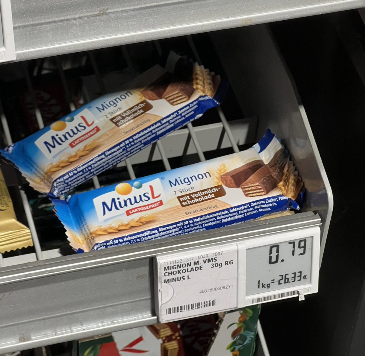 BubPleite's tweet photo. Mignon, der deutsche Clifbar https://t.co/6WlRfpZv0u