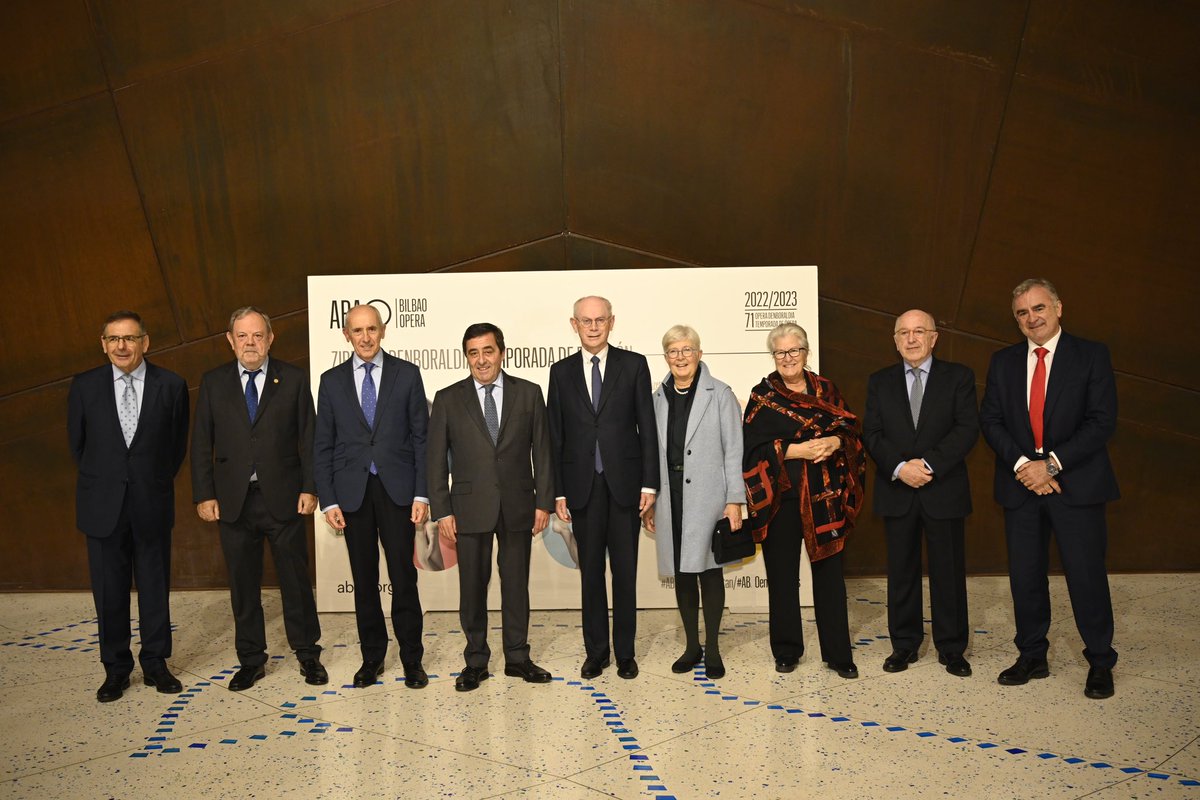 Nos sumamos a las celebraciones del 100 Aniversario de la <a href="/deusto/">Universidad Deusto - Deustuko Unibertsitatea</a> Business Alumni-DBA, con la visita de Herman Van Rompuy, presidente emérito del Consejo Europeo y Joaquín Almunia, exvicepresidente de la Comisión Europea y comisario europeo de Competencia.