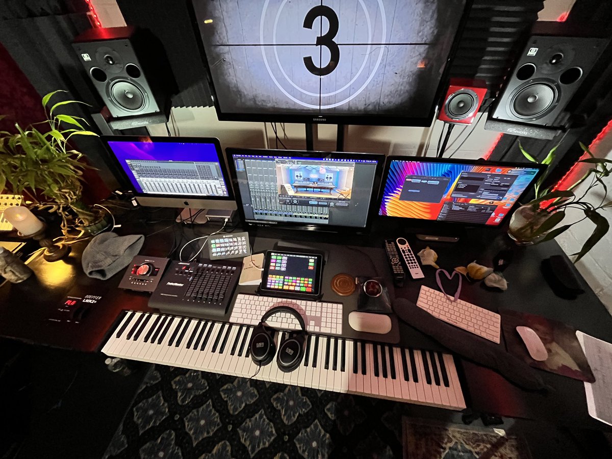 IamAntRodriguez's tweet photo. Here we go. Let’s get this stuff delivered. @SlateAudio  @SlateDigital #composerlife #musiccomposer #filmcomposer #vsxheadphones #seemystudio #producerssetup #fyp #studiosession #recordingsession #thewritingroom #slatedigital #slateaudio https://t.co/Hprs64GpB4