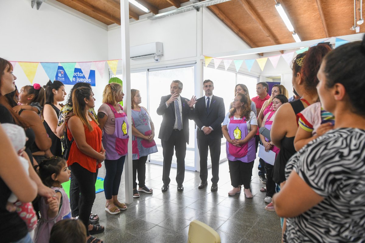 alferdez's tweet photo. 🧩📚 Inauguramos el Centro de Desarrollo Infantil (CDI) Juana Azurduy

Es uno de los 30 ya finalizados de 500 que estamos haciendo en todo el país, con atención integral para niñas y niños de 45 días a 4 años de edad. https://t.co/dcst1zil3p
