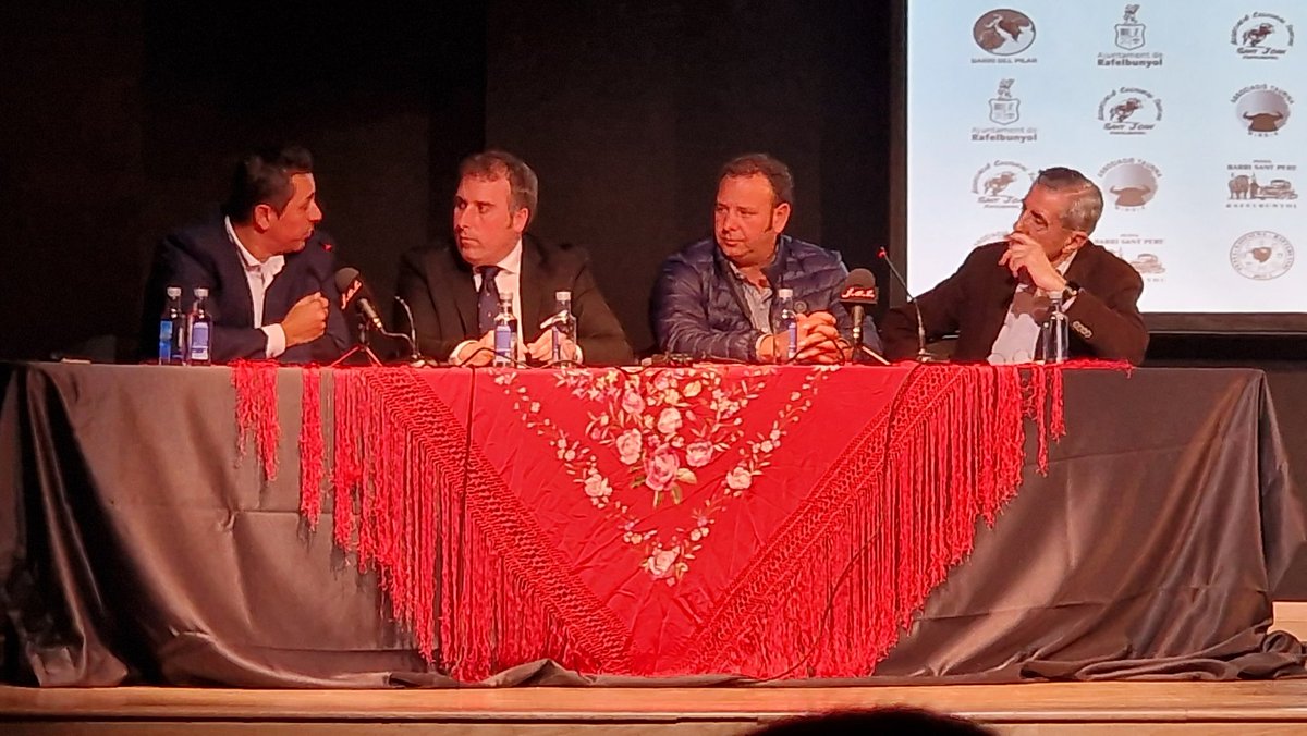 guezarje's tweet photo. Rafelbunyol (Valencia) https://t.co/SqQoZyHSol