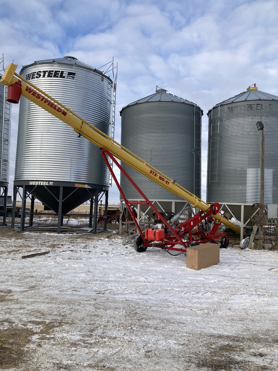 Chad Leslie of Virden,MB decided to upgrade his auger with a Westfield STX2 10-41🌾.  Thanks for your consideration Chad. #CoopAgEquip #EquipTeam #CoopAgEquipment #Auger #Westfield #AGI