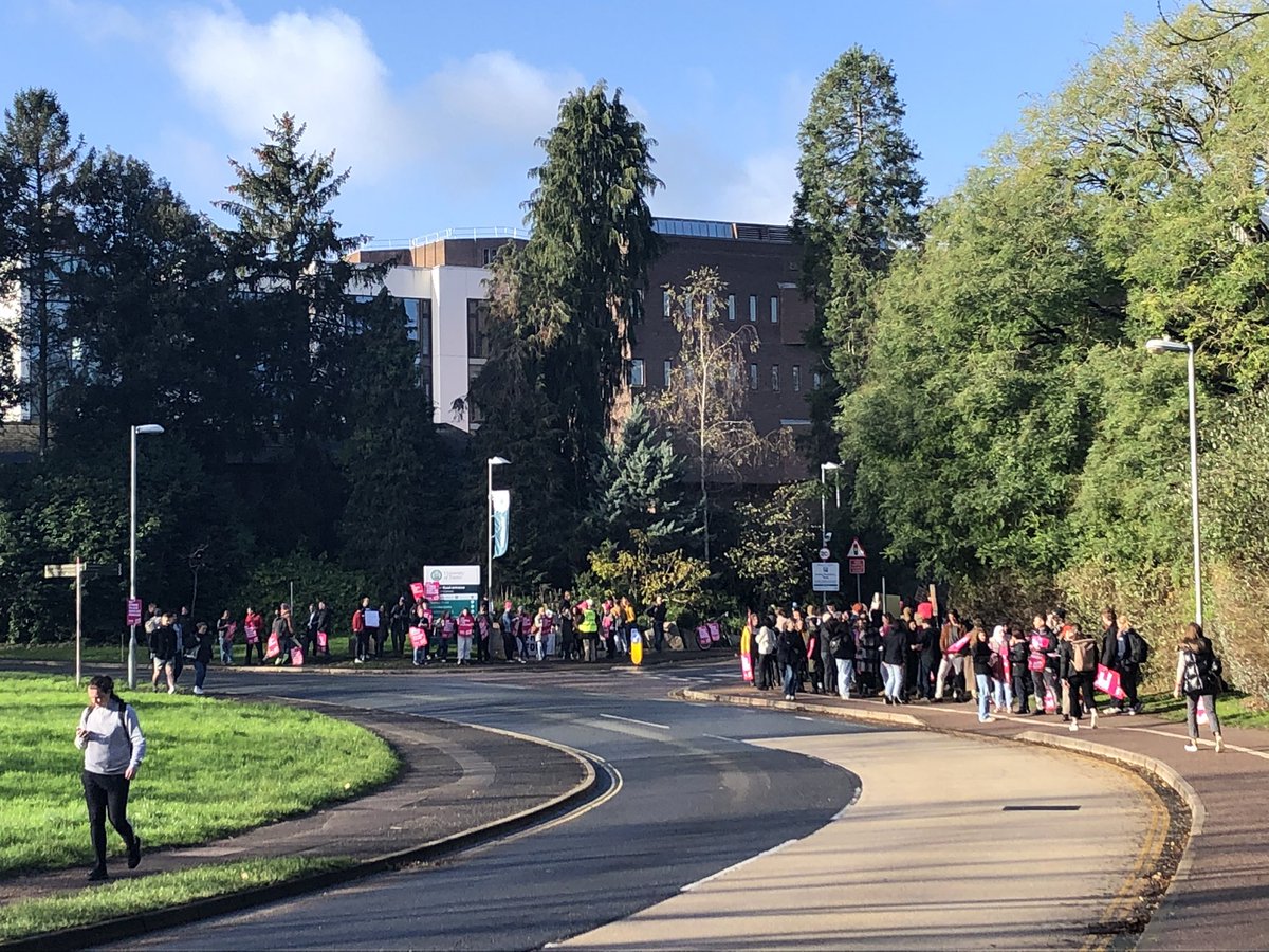 XRExeter's tweet photo. 1. XR Devon Drummers supported the @ExeterUCU strikes and joined them on the picket line this morning. ☀️The sun was shining, there was a good atmosphere and we had some lecturers join our band which was fab🤩🥁 #notallgeographers #ucurising But why are people striking? 🧵 https://t.co/gF5BUPPGWp