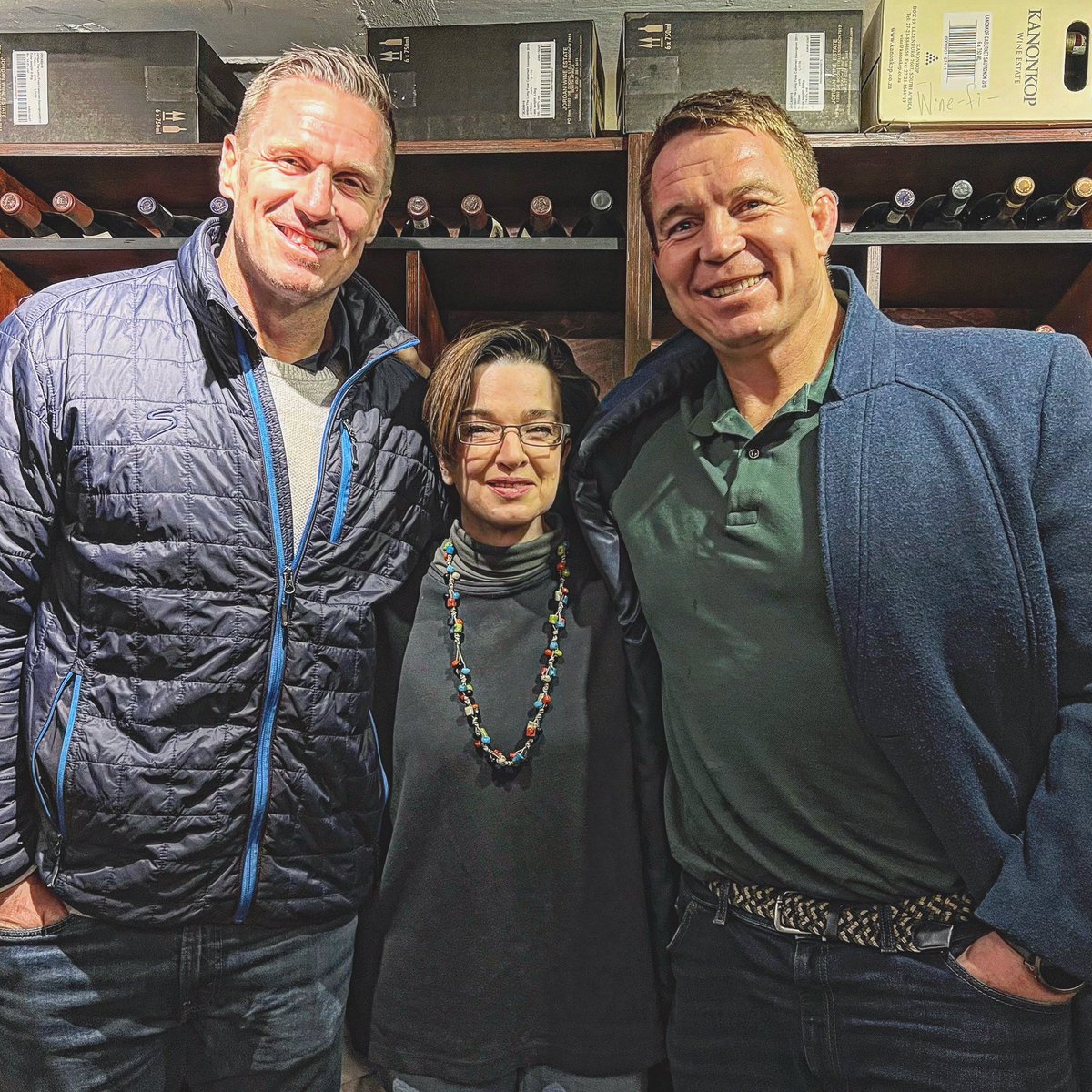 Neleen @ High Timber tweet media