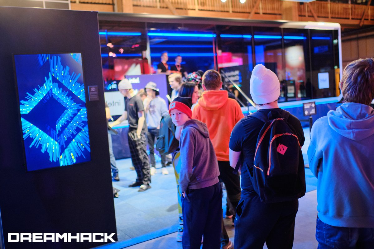 DreamHack tweet picture