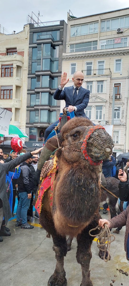 Beklenen Virüs Geldi:

HABER KANALLARI: 

COVID-19'DAN DAHA ÖLÜMCÜL
Dünya Kupası'nda 'deve gribi' paniği DSÖ: Her 3 kişiden biri ölüyor.

BİZ HAZIRIZ!
#devegribi
