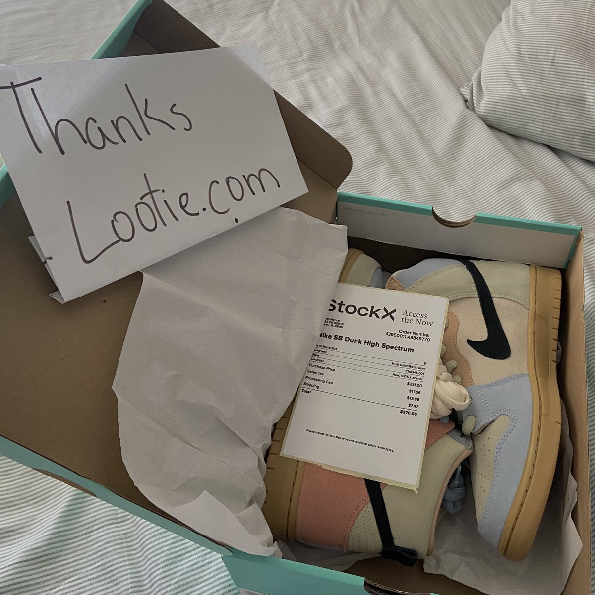 Gracias! @LootieCom @MishoAmoli #byre #sneakers