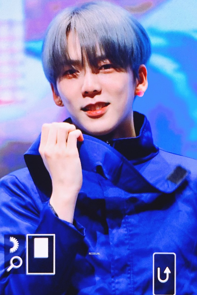 CHAN0916com's tweet photo. 📸::221125  @by_verivery 

#민찬 #홍민찬 #MINCHAN #베리베리 #VERIVERY #VRVR #REDSUN #레드썬 https://t.co/qaLIT0Fu0E