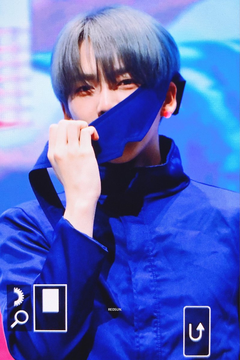 CHAN0916com's tweet photo. 📸::221125  @by_verivery 

#민찬 #홍민찬 #MINCHAN #베리베리 #VERIVERY #VRVR #REDSUN #레드썬 https://t.co/qaLIT0Fu0E