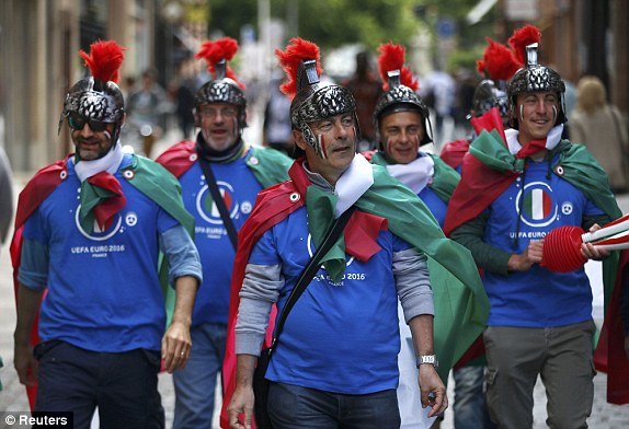 OTAGO_IMPACT's tweet photo. @ashoswai This photo is from the Euro Cup 2016 - should Italian football fans be prohibited to dress as ancient Romans and gladiators at Euro Cup football matches, since Rome had practically conquered all of Europe 2000 years ago? Where does this nonsense end? https://t.co/n0OhvkLx7T